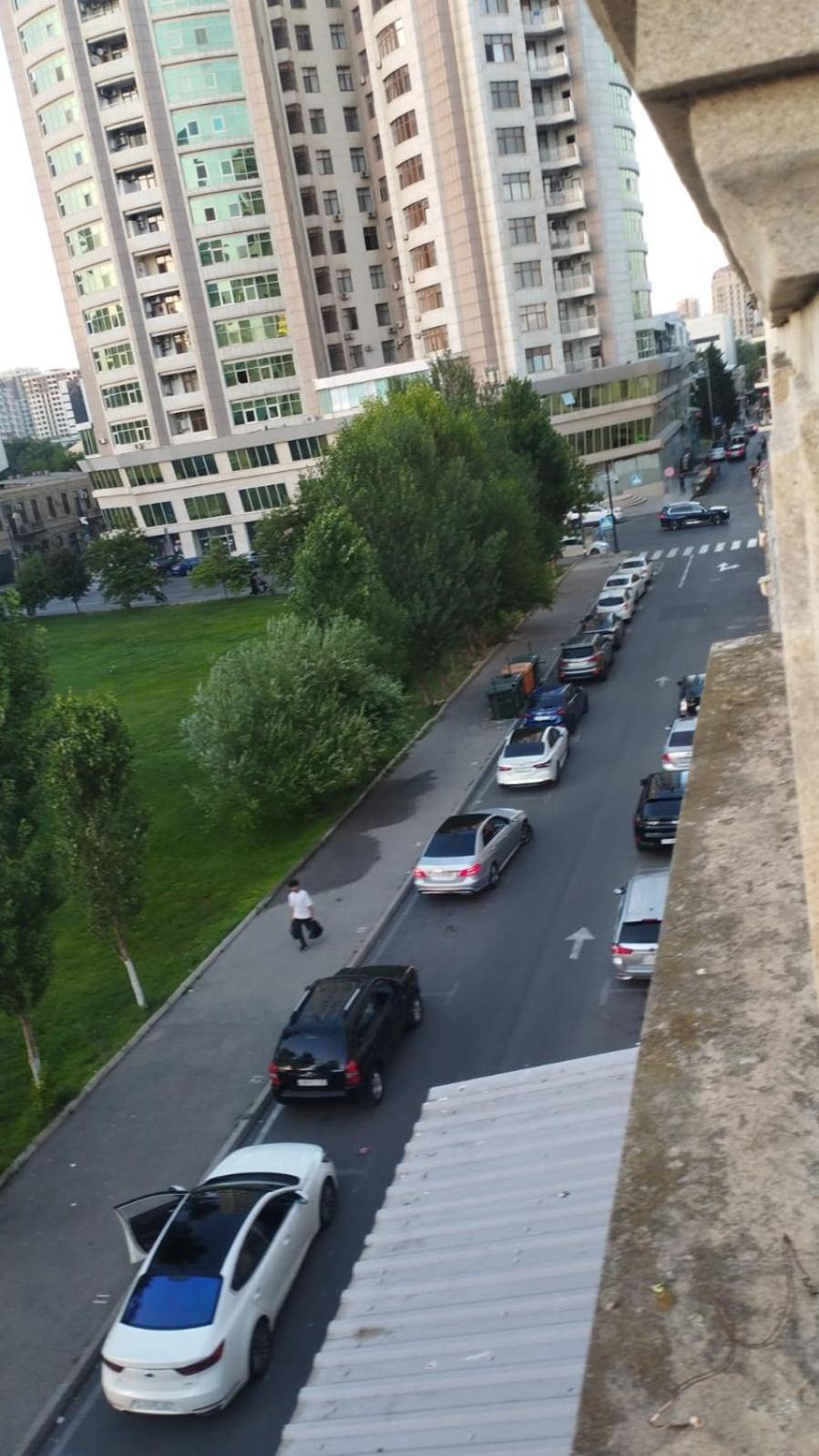 Central Baku Hostel Екстер'єр фото