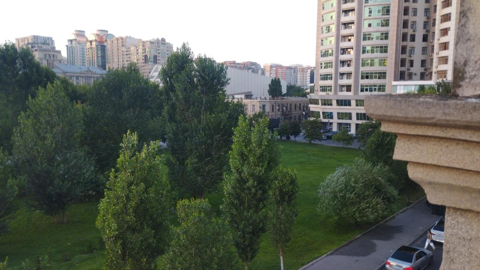 Central Baku Hostel Екстер'єр фото