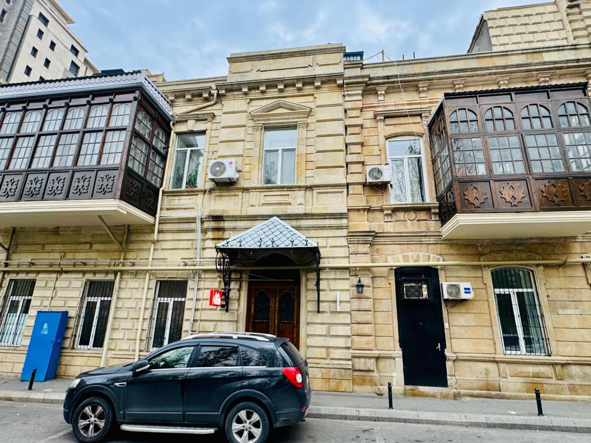 Central Baku Hostel Екстер'єр фото